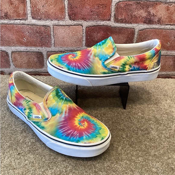 Vans Classic Retro slip on tie dye Rasta sneakers men’s size 7.5 women’s size 9 - Picture 1 of 7